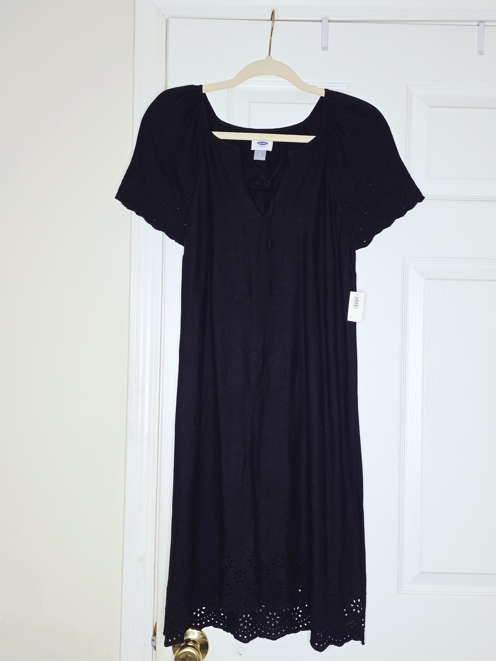 Old Navy Black Midi Dress